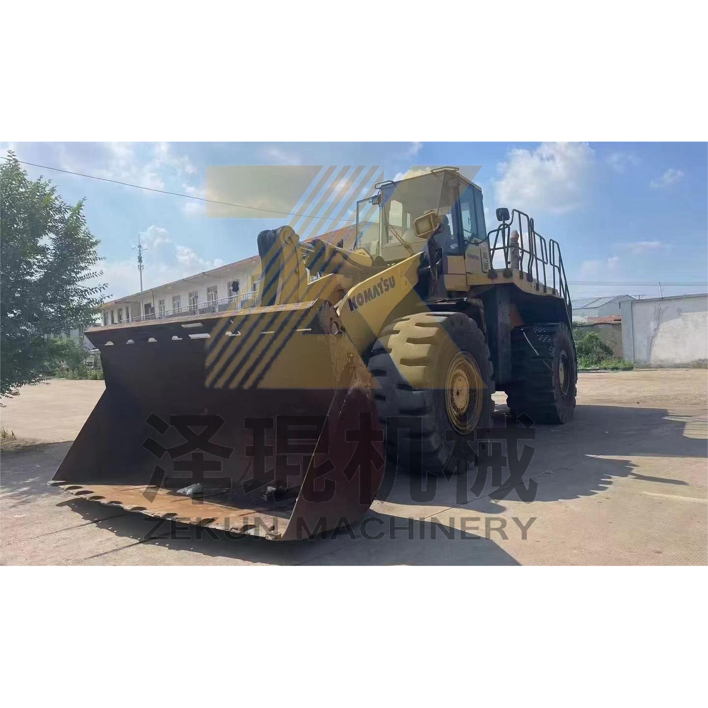 13 Ton UED KOMATSU WA600-3 WA600-6WA250 WA320 WA380 WA400 WA420 WA470 WA500 Wheel Loader