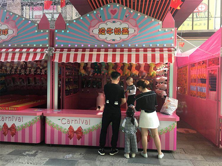 Darts Tossing Balls Fun Carnival Booths For Festival Activity Amusement