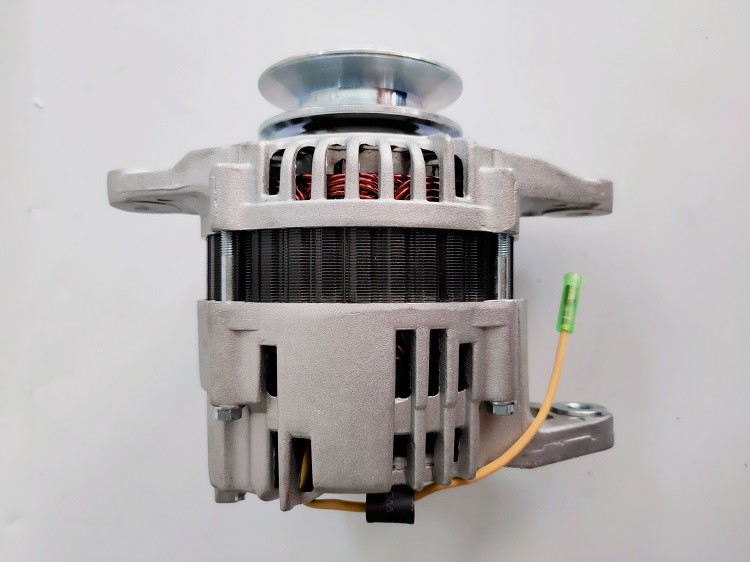 Alloy Steel R60-9 Excavator Alternator 12V