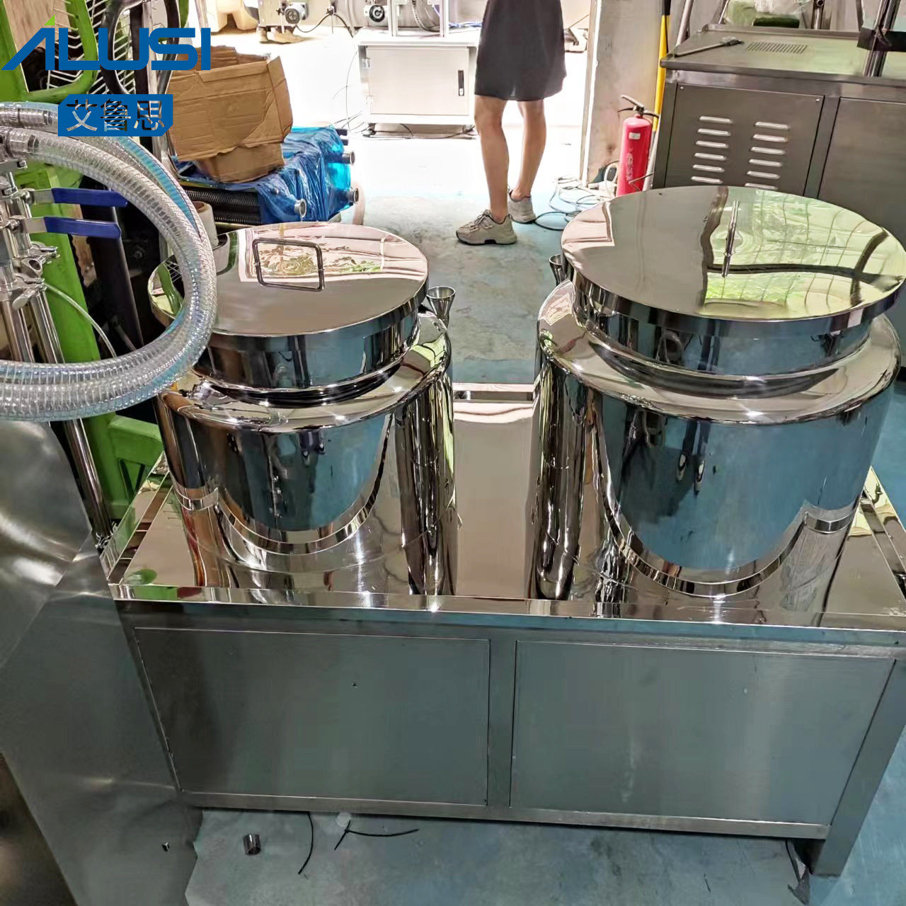 50L PLC Touch Screen Lotion Homogenizer Emulsifier For Cosmetic Making Machine