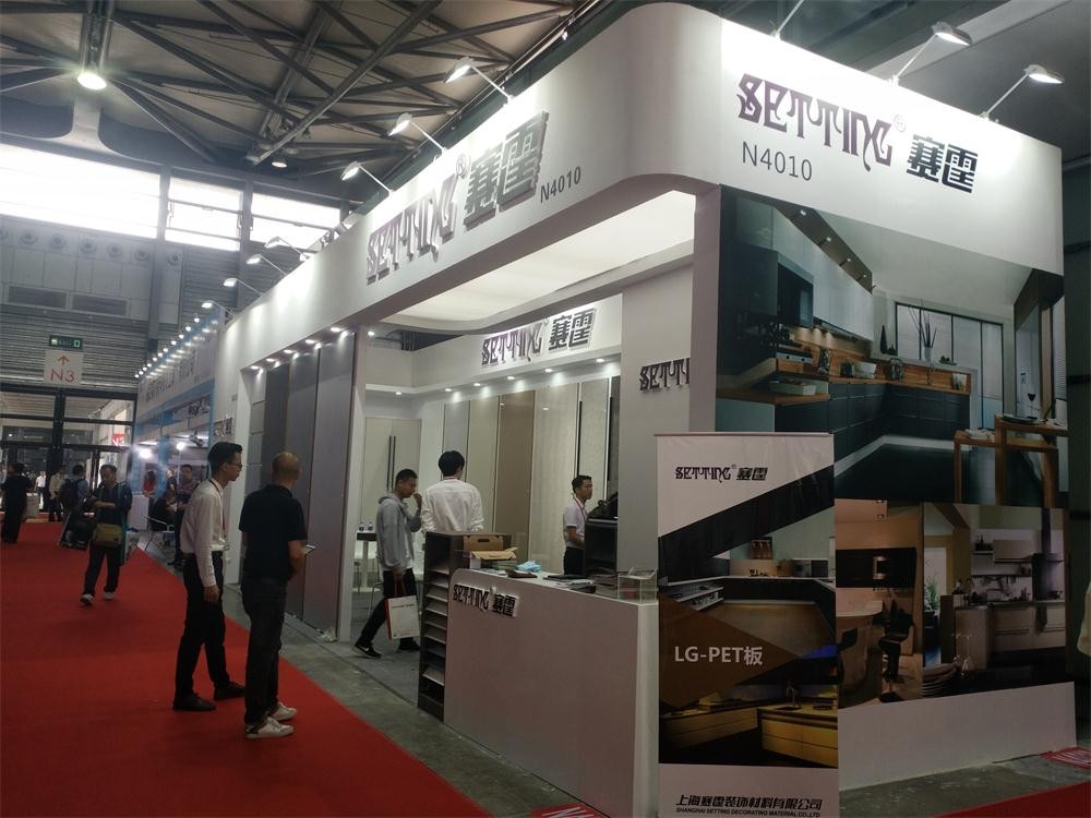 4 x 8 feet 18mm high gloss Acrylic sheet faced mdf board