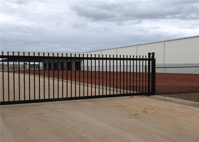 Heavy Duty Privacy Steel Tubular Fencing Residential Spear Top Panels