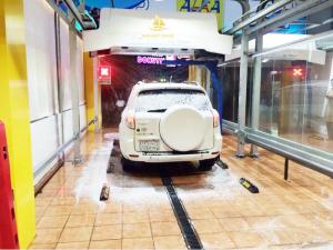 Quality CE Chassis Washing 8000mm Automobile Washing Machine wholesale