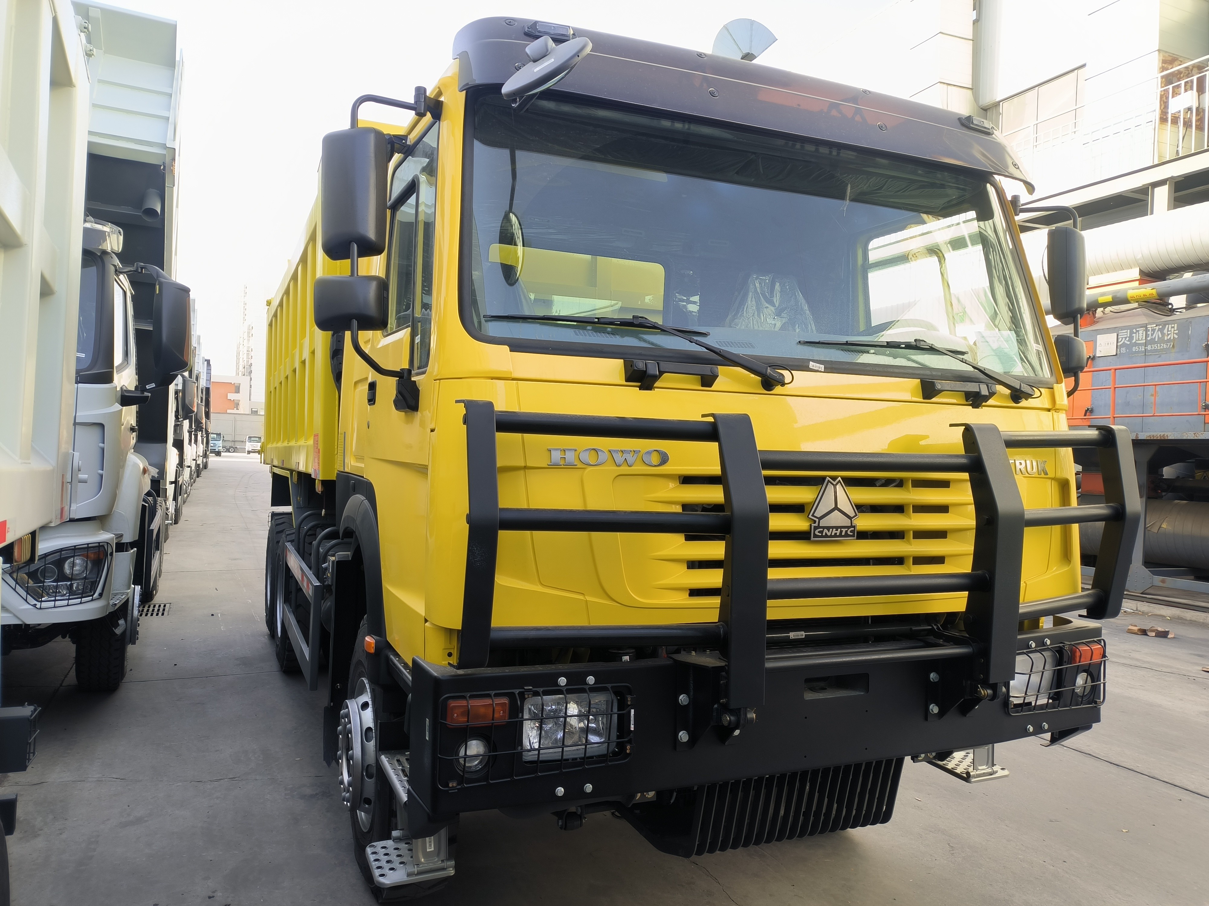Tipper Truck Sinotruk Hohan 400hp 10 Wheels Lhd 40 Tons 20-30cbm ZZ3317N356JB1 Gray