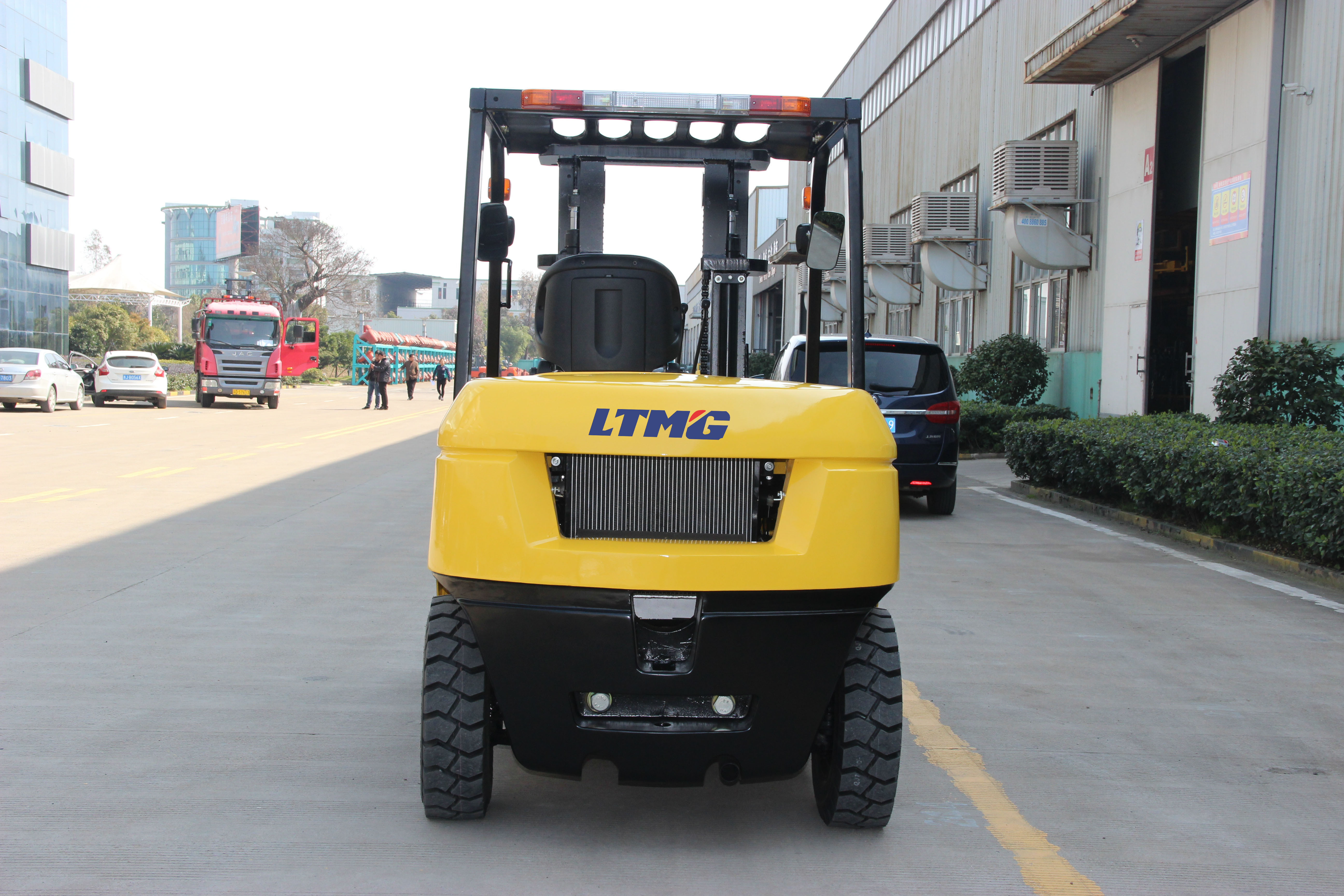 forklift machine 4.5 ton forklift truck with Mitsubishi engine and side shift