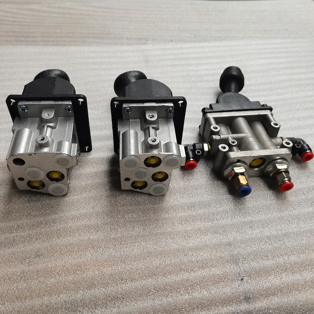 Standard Manual Slow Lowering Combination Control Valve for Heavy Trucks Pzqkf10-08