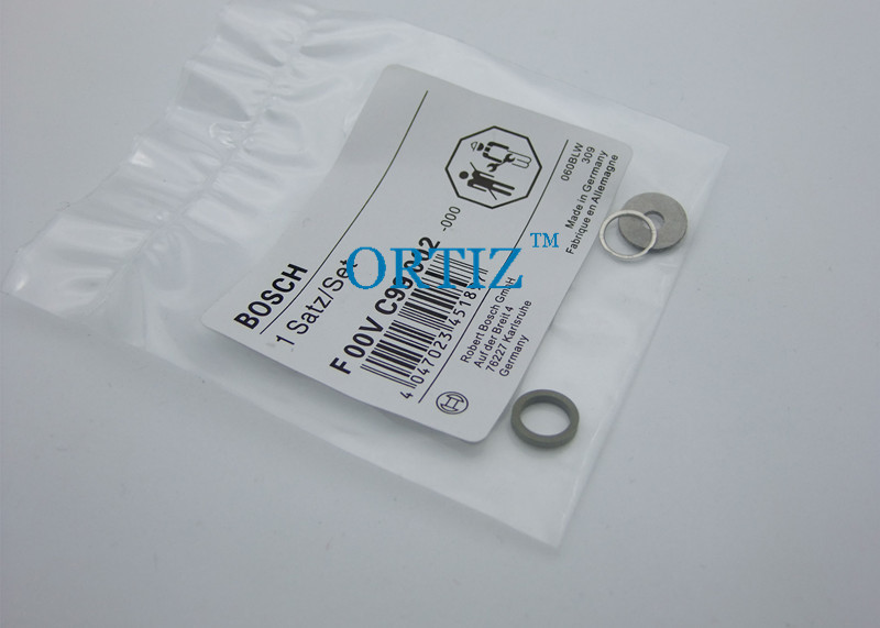 Common Rail Type BOSCH Injector Parts Neutral Packing F00VC99002 F00VC05001