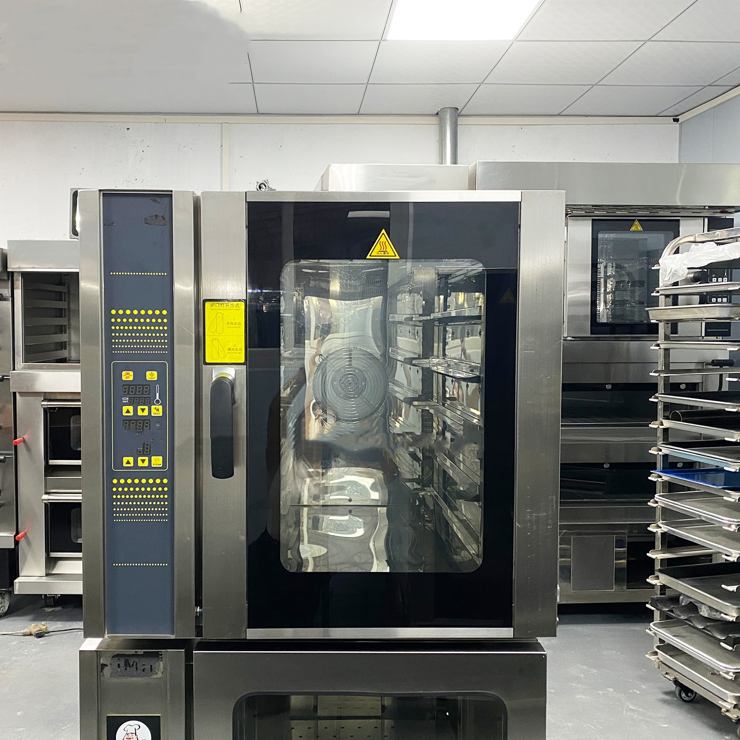 50-500g Dough Range 220v Voltage Commercial Baking Equipment For Baking Food Production