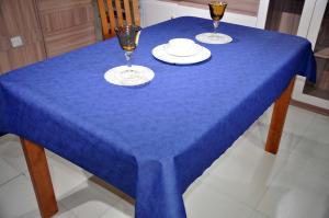Quality Hang Down 1ply Party Paper Tablecloth Airlaid For Wedding wholesale
