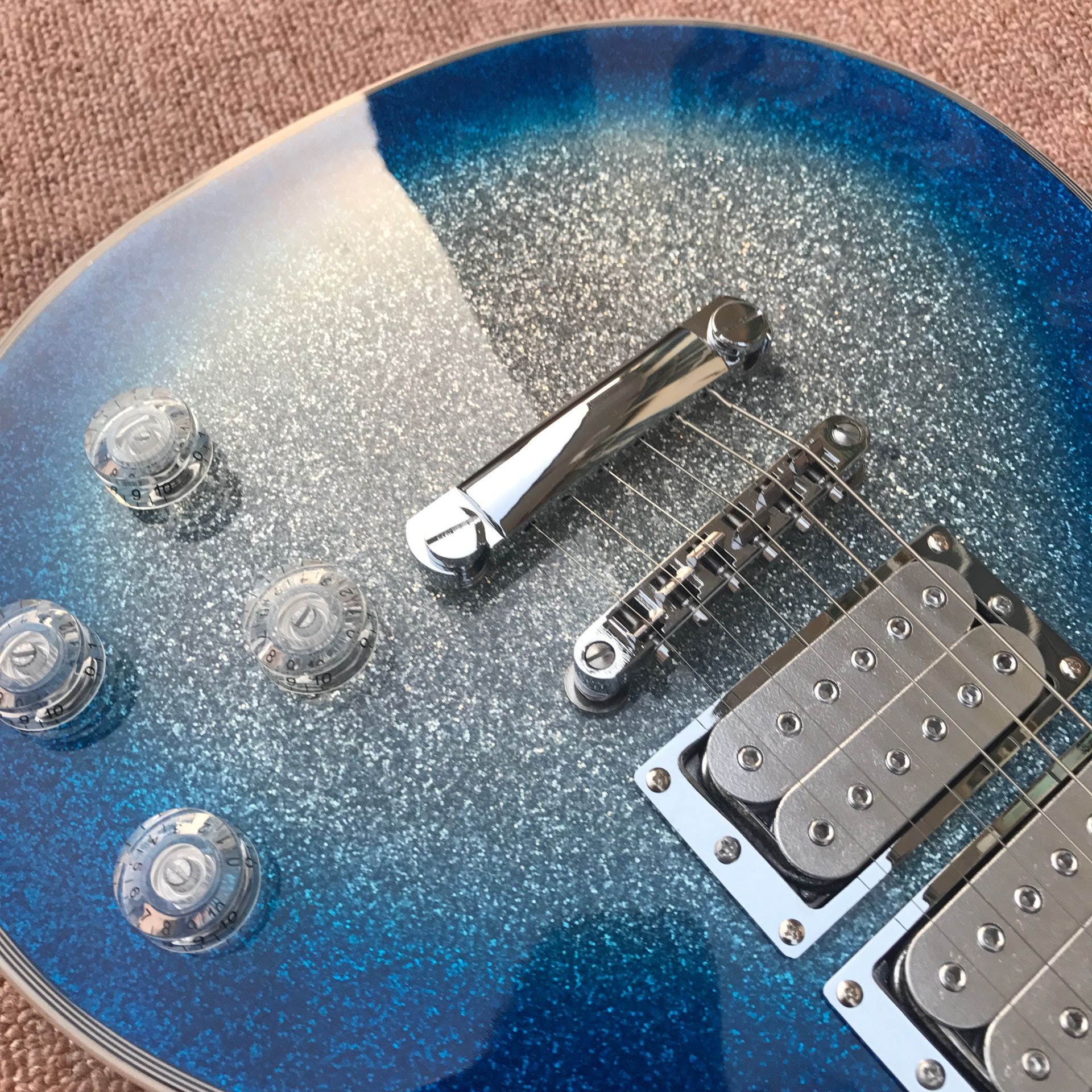 New high quality big silver powder silver hardware 3 pickup trucks and 6 strings electric guitar