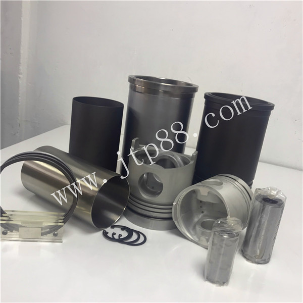 Daewoo Excavator Diesel Engine Piston , Piston Auto Parts OEM 65.35747-8346