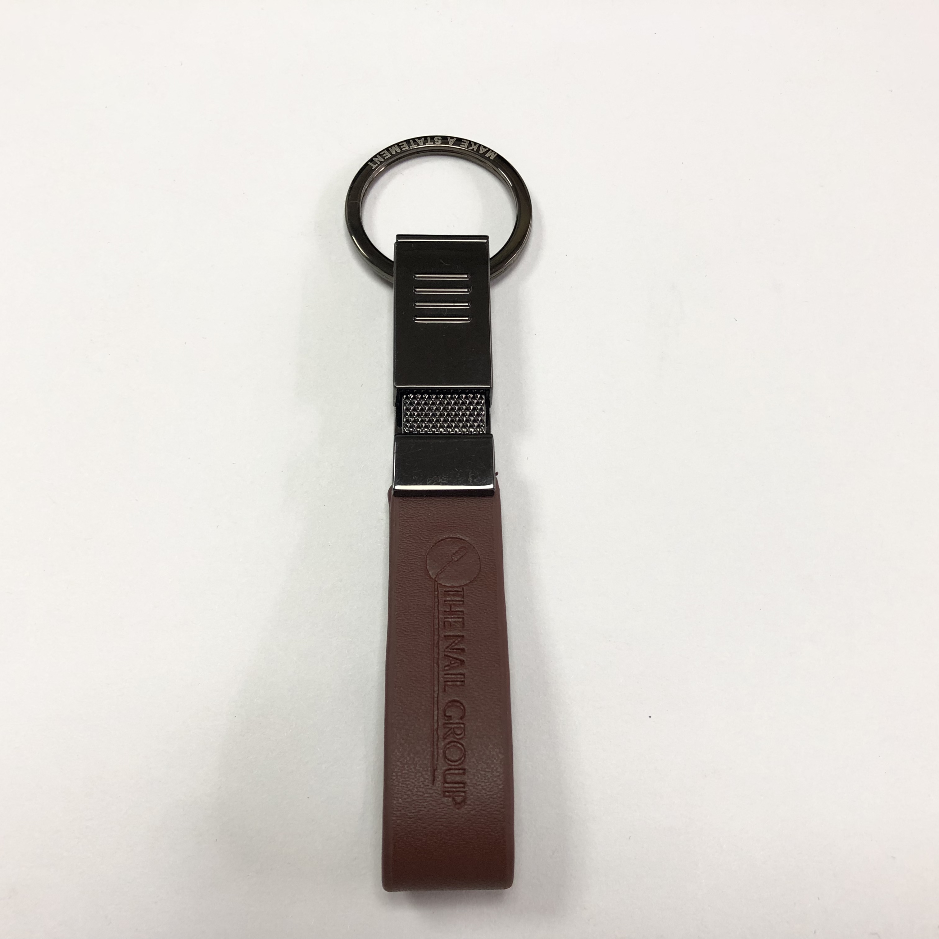 Wholesale Promotional Gifts Custom Company Engraved Logo Personalized Key Ring Chain Designers Metal Pu Custom Leather Keychain