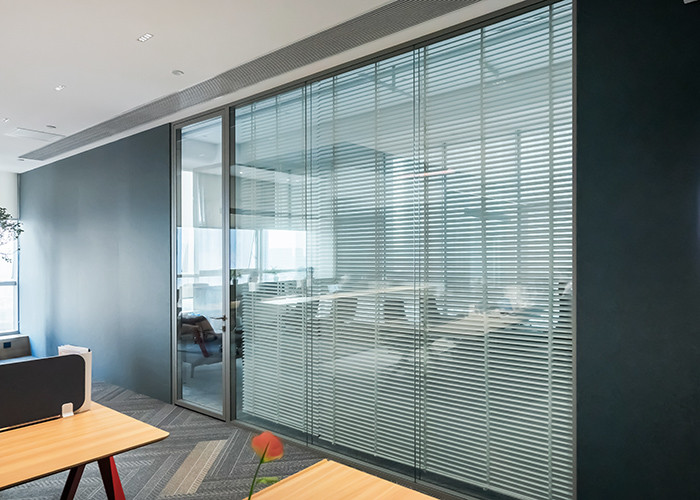 Sealed Blind Remote Controlled Options Privacy Transparent Glass Partition Wall