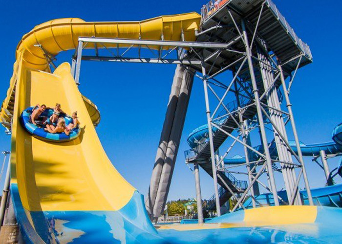 Water Park Equipment Fiberglass Water Slide 9-18M Platform Height With Swimming Pool