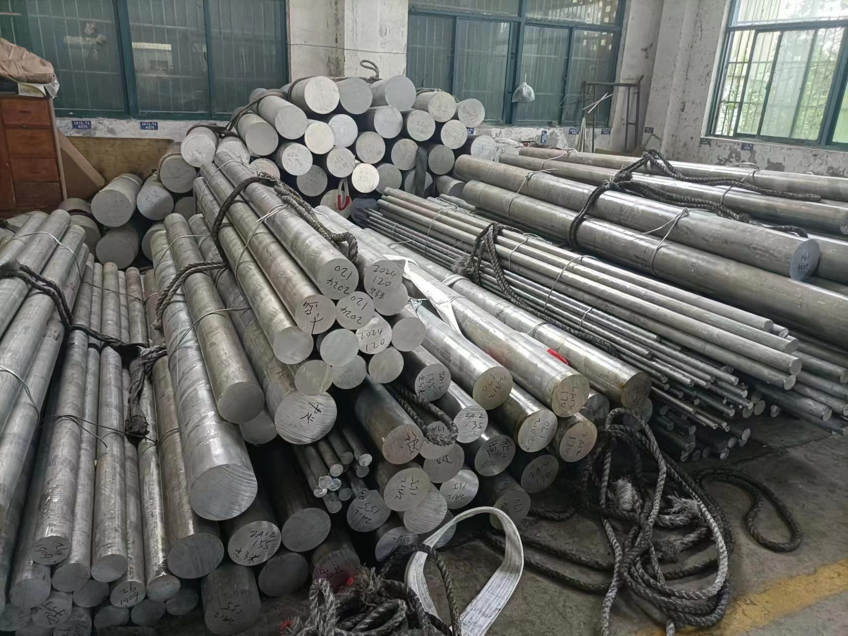 GB/T 3190 T5 T6 Aluminium Rod 7075 6061 Milled Finish Cutting Size 20mm 30mm Diameter