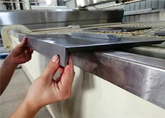 High Pressure 330-390MPa SIEMENS Plc 5 Axis Water Jet Cutter Equipment