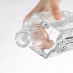 Custom Capacity Glass Bottle 200ml 500ml 700ml 750ml Frosted Flint for Whiskey
