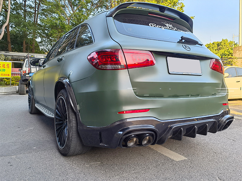 For Mercedes-Benz GLC63 Carbon Fiber Body Kit GLC63 Upgraded Bs Style Carbon Fiber Front Lip Diffuser Spoiler Body Kit
