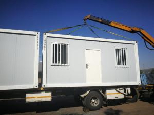 Quality BOX SPACE Factory Price Steel Frame Fiberglass Sandwich Panel Modular House Prefab House For Construction Site Office wholesale