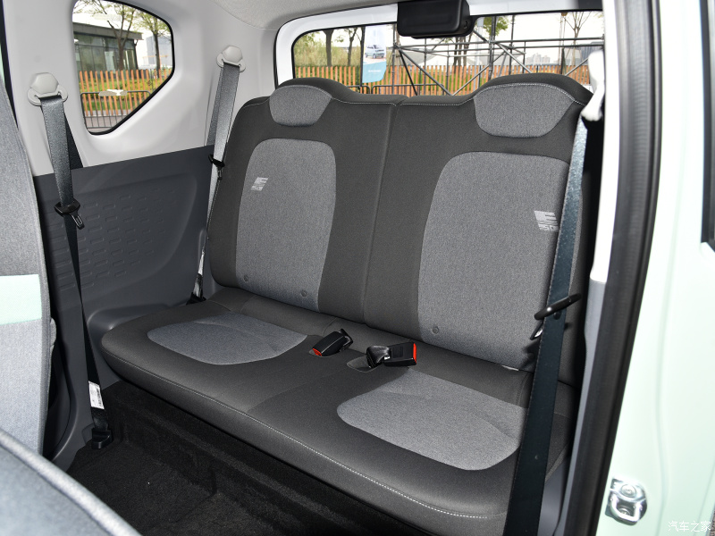 Manual Adjustment LED Camera Fabric EV Car Wuling Mini EV Chinese Electric Mini Car Sports Vehicle 4 Wheels Sedan Single Left
