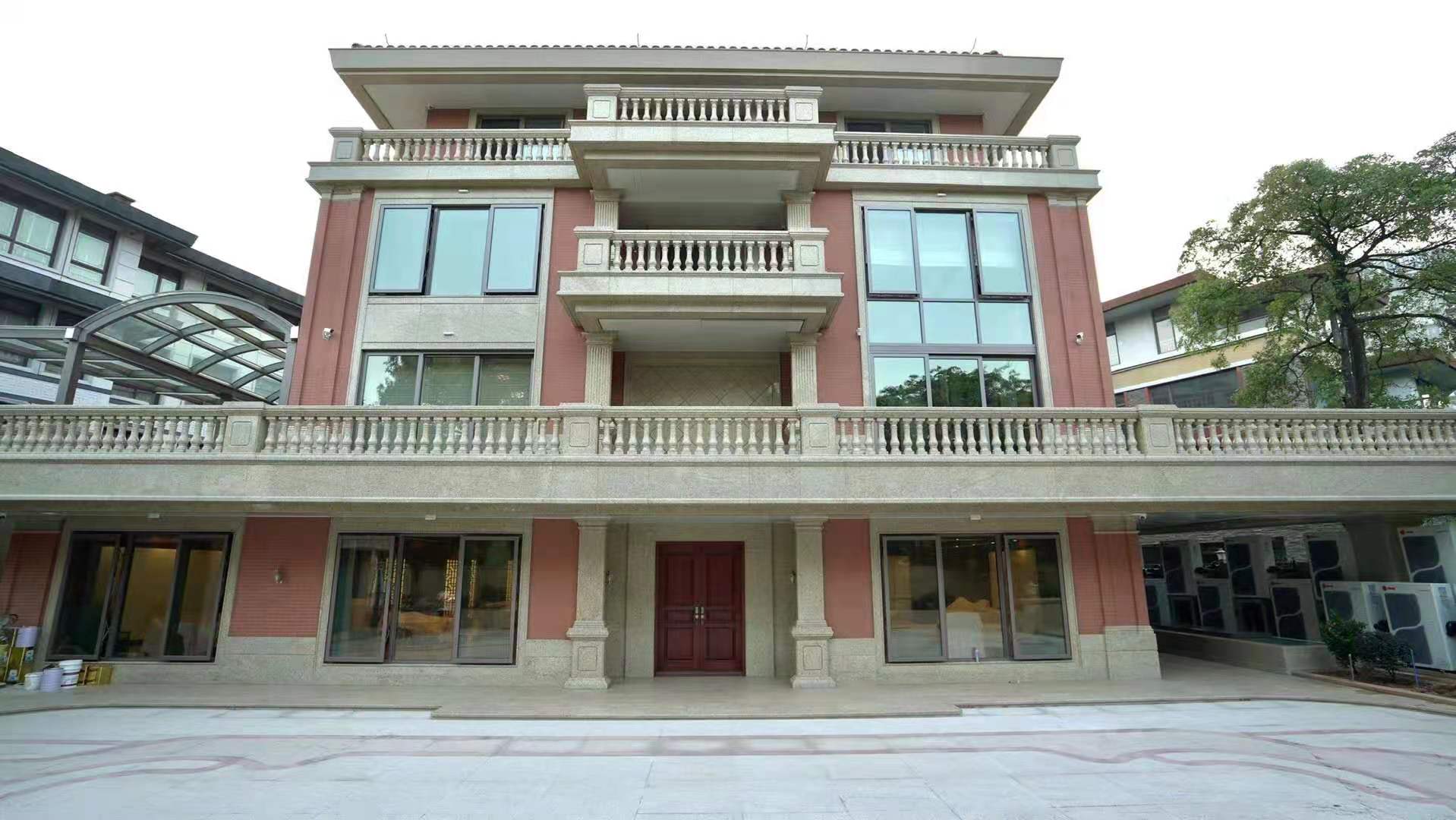 Customized Hotel or Villa White Marble Alabaster Stair Baluster Modern Design Style