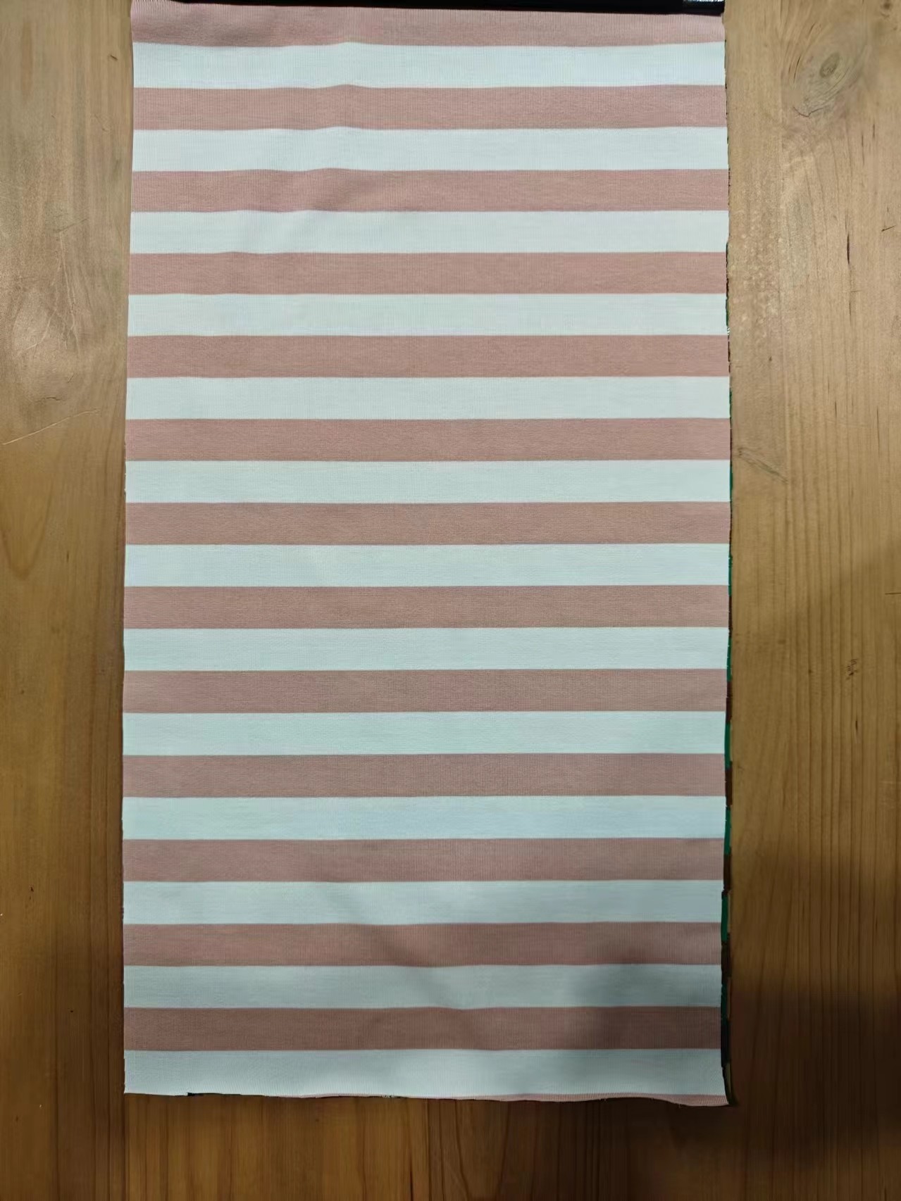 Environmentally Friendly And Natural Skin-Friendly Breathable Striped Knit Fabric For Casual Wear