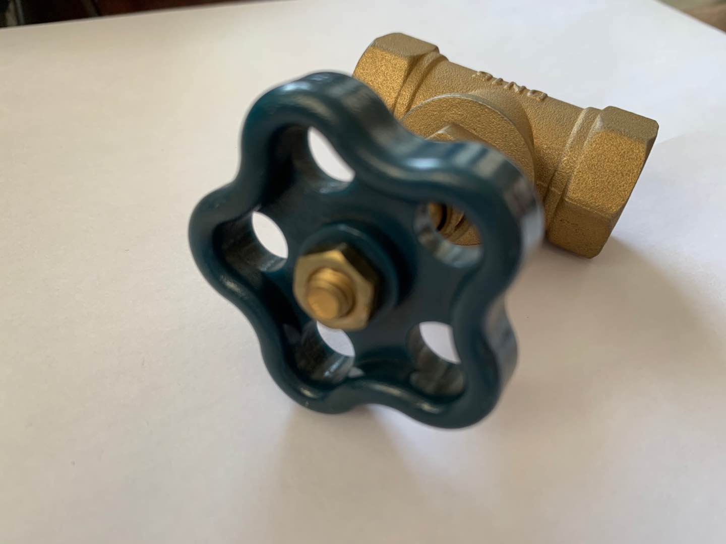 1/2" X 3/8" 1/4 Turn Brass Angle Stop Valve DN20-NPT Threaded