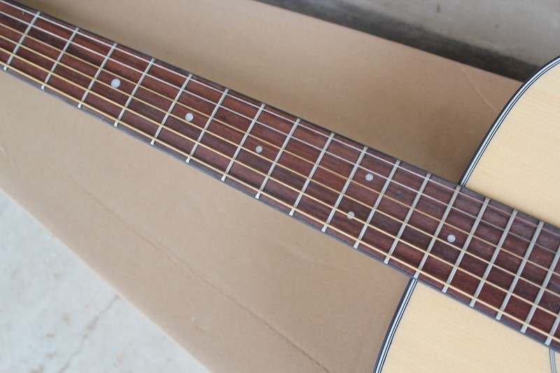 Factory custom 41 inch 20 frets 18 natural wood color acoustic guitar with solid top mahogany back