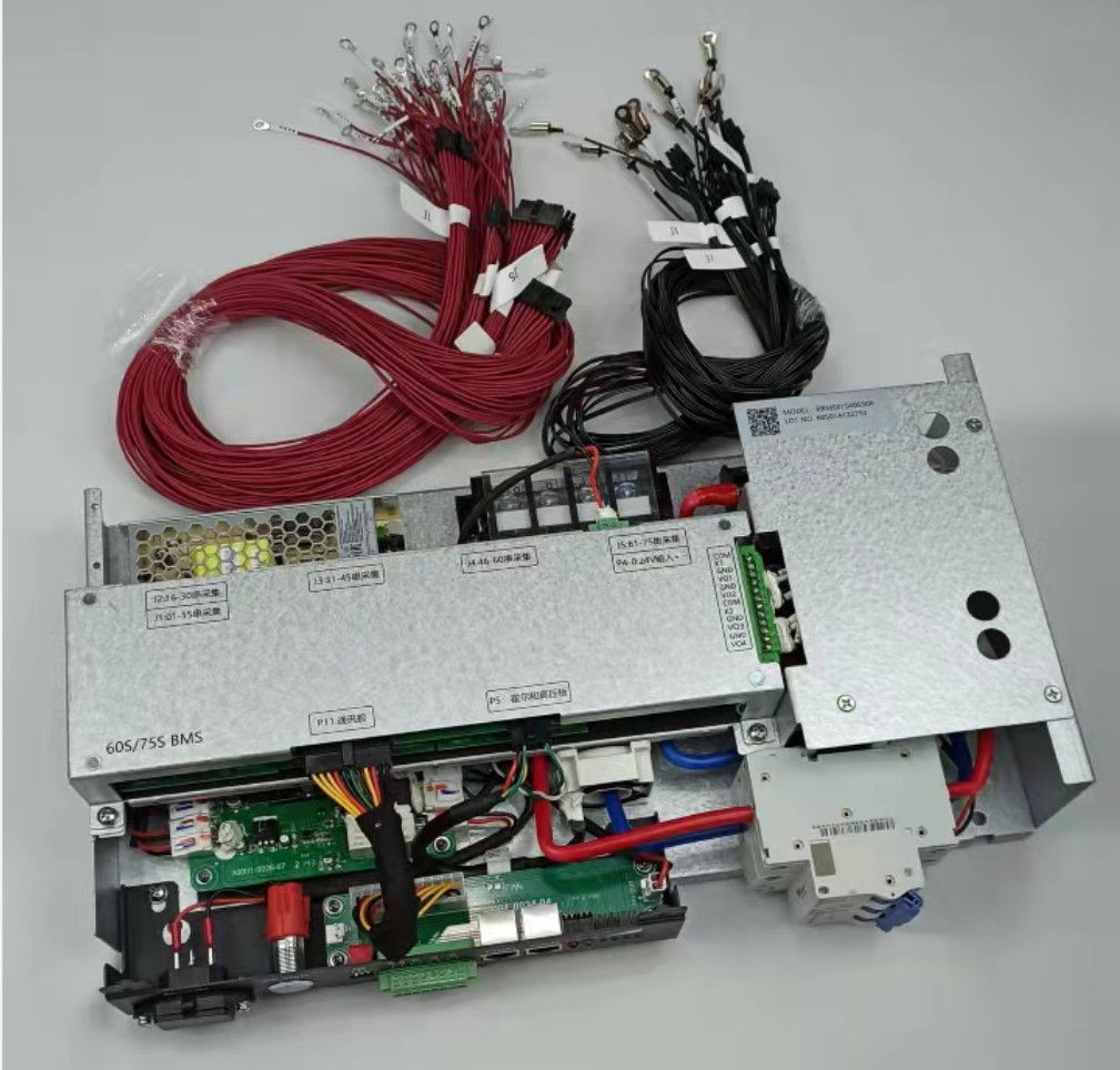 30S Integrated BMS 50A Discharge Current CAN RS485 LAN Dry Contact Communication Protocol