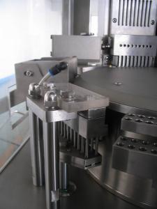 Quality Mini Pill Capsule Filling Machine , Pharmacy Capsule Machine Energy Saving wholesale