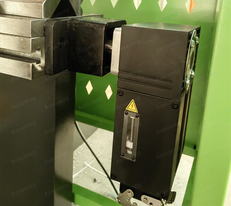 Heavy Duty 200T Hydraulic Press Brake 6000MM CNC Bending Machine With TP10S Servo Control