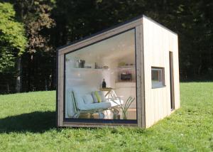 Quality European Standard Prefab Light Steel Back Yard House Garden Studio Resort Holiday Hotel With CE Certificate wholesale