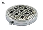 Magnifying Feature Bling Silver Plated Compact Mirror Wedding Favours