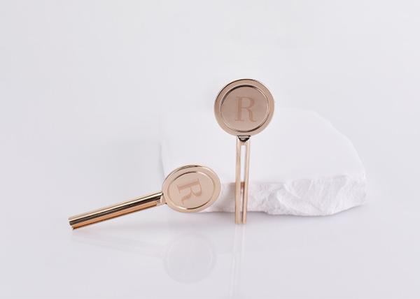 Luxury Key Shape Design Mini Heavy Metal Cosmetic Zinc Alloy Spatula Makeup