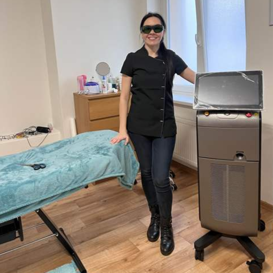 Effective Hair Removal with 755 808 940 1064nm Diode Laser 1600-2400W High Power