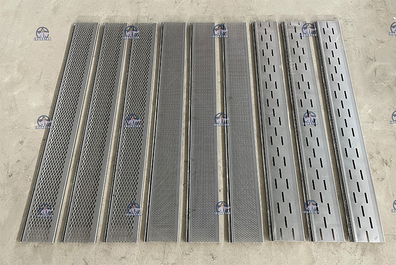 2 in 1 shutter door forming line for Ecuador Punching hole shutter door forming line | rolling shutter machine | shutter slat machine 2 in 1 rolling