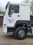 Sinotruk HOWO 400HP Tractor Truck for Overseas Call Centers and High Horsepower