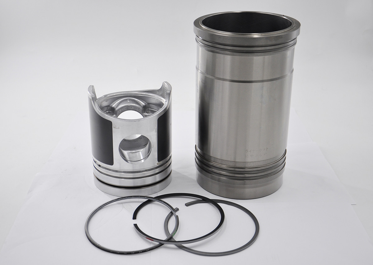 Piston Ring Set Hyundai Excavator Spare Parts D6AC Overhaul Kit Liner Kit