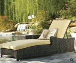 Hand-Woven Rattan Sun Lounger , Outdoor Garden Lounge Chair
