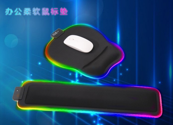 Anti Slip RGB Gaming Mouse Pad Keyboard Pad Exquisite Workmanship