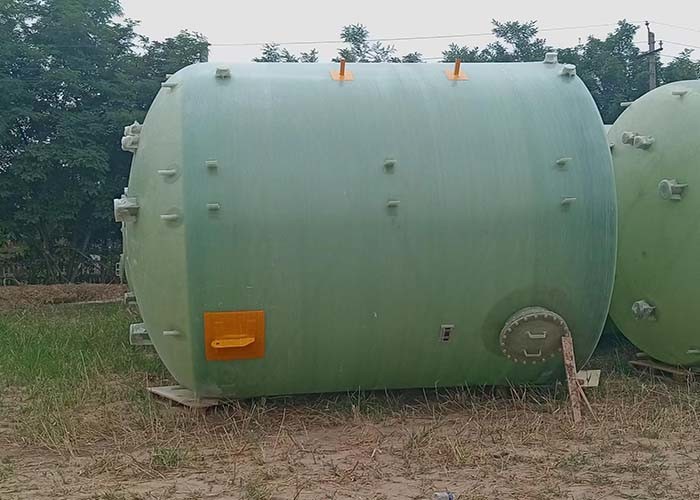 Fiberglass 8CBM FRP Chemical Storage Tank Softened Water Treatment