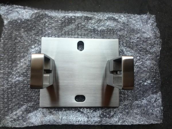 SS304 316 Square Stainless Steel Balustrade Wall Mount Flange With Satin /