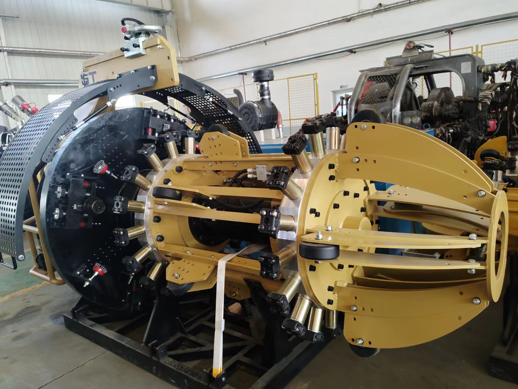 Metal Stainless Steel and Carbon Steel Cutting 133kW Cold Pipeline Beveling Machine