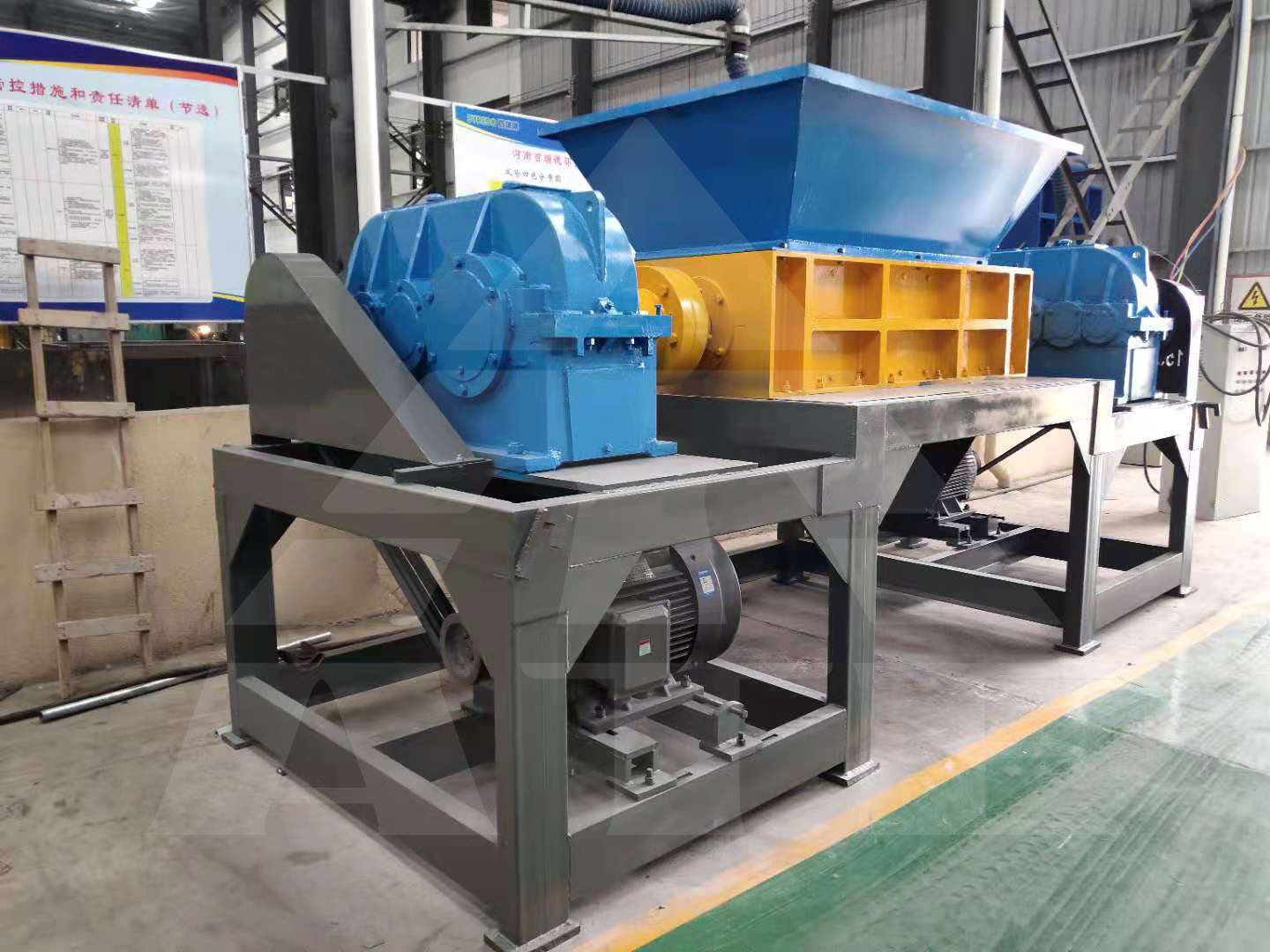 110V 240V 220V 380V Truck Tire Shredder High Efficiency Tire Chipper Machine