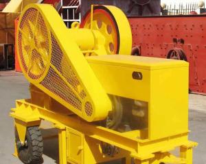 Quality Gold Ore Mobile Crushing Plant , Jaw Rock Flexible Diesel Engine Crusher wholesale