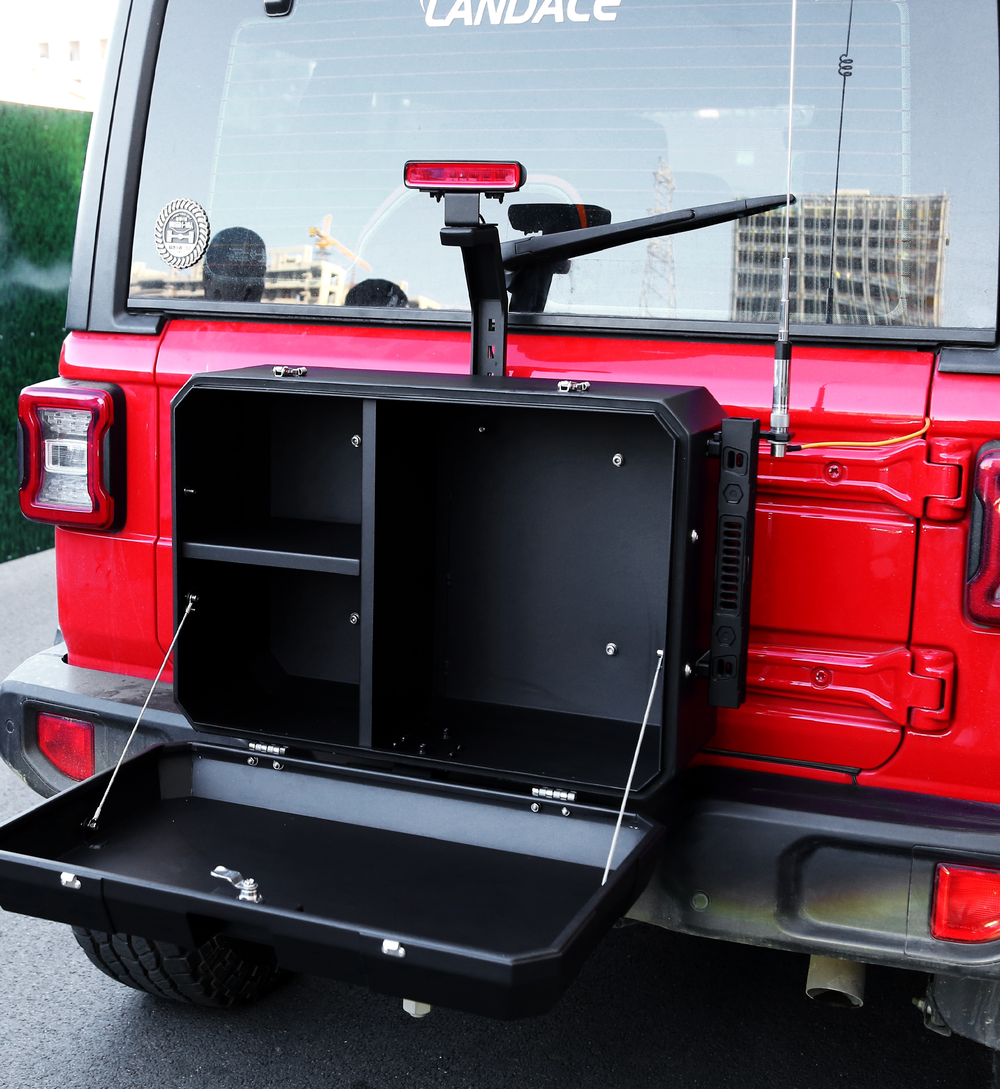 Sales Back Outside Storage Box for Jeep Wrangler JL JK Tank 300 BJ40 700X450X317MM