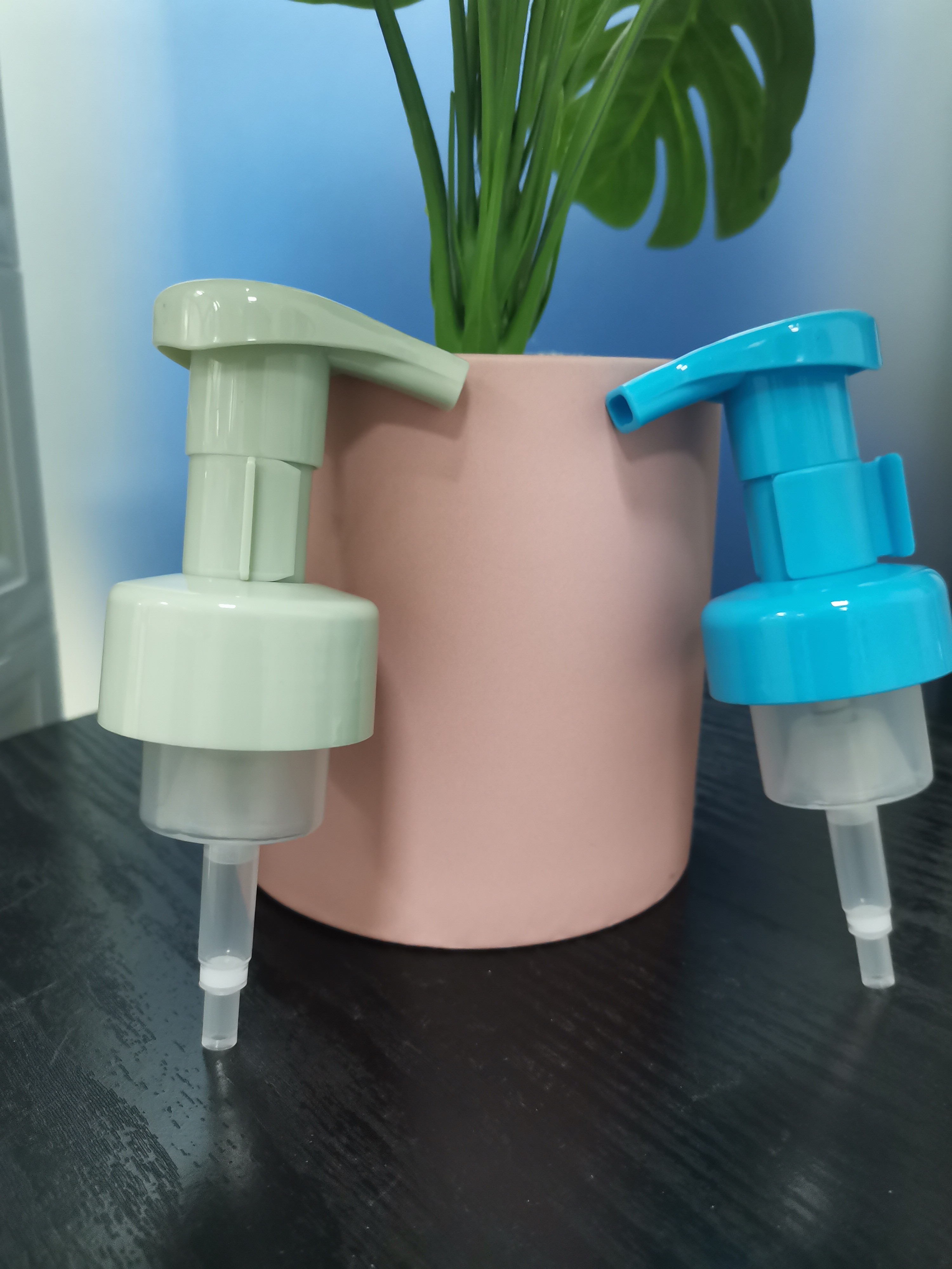 Office Must-Have Skin Care Hand Lotion Foam Pump for Soft and Smooth Hands