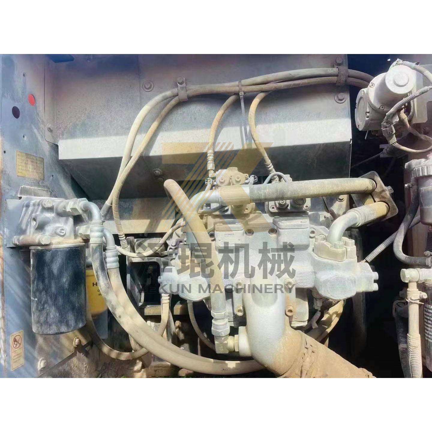 Used Japan Import Hitachi ZX200-5G Excavator 19800KG in Good Condition