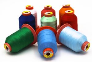 Quality Hilos 100% poliester trilobal filament 300D/3 High Tenacity Polyester Thread 7.0G/D wholesale