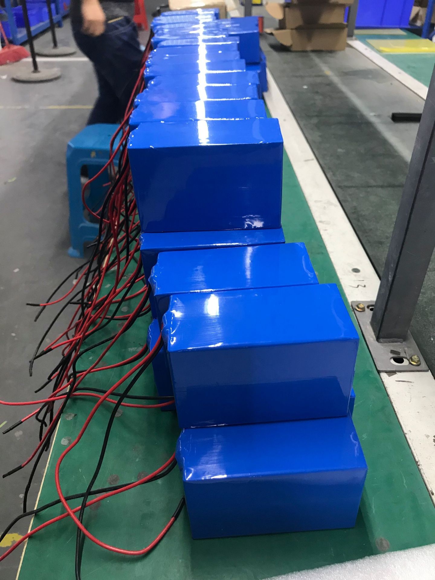 Custom Design 13Ah 12v Rechargeable Battery Pack Manufacturer